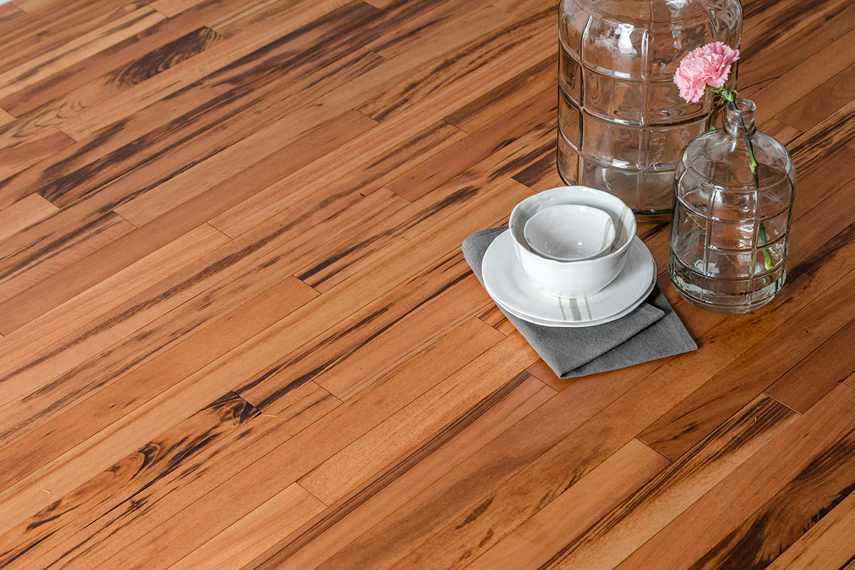 how to really clean prefinished hardwood floors.jpg