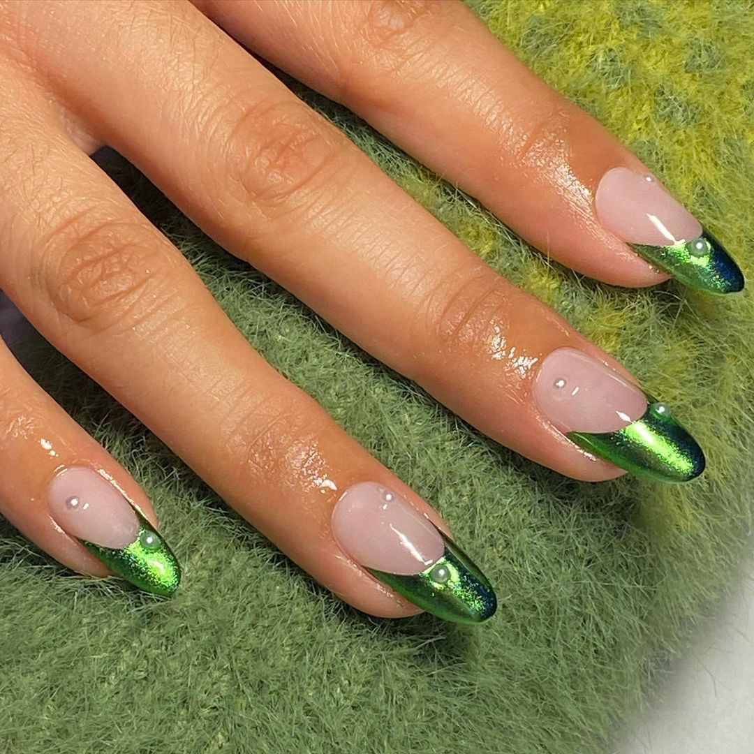 winter nail ideas green french