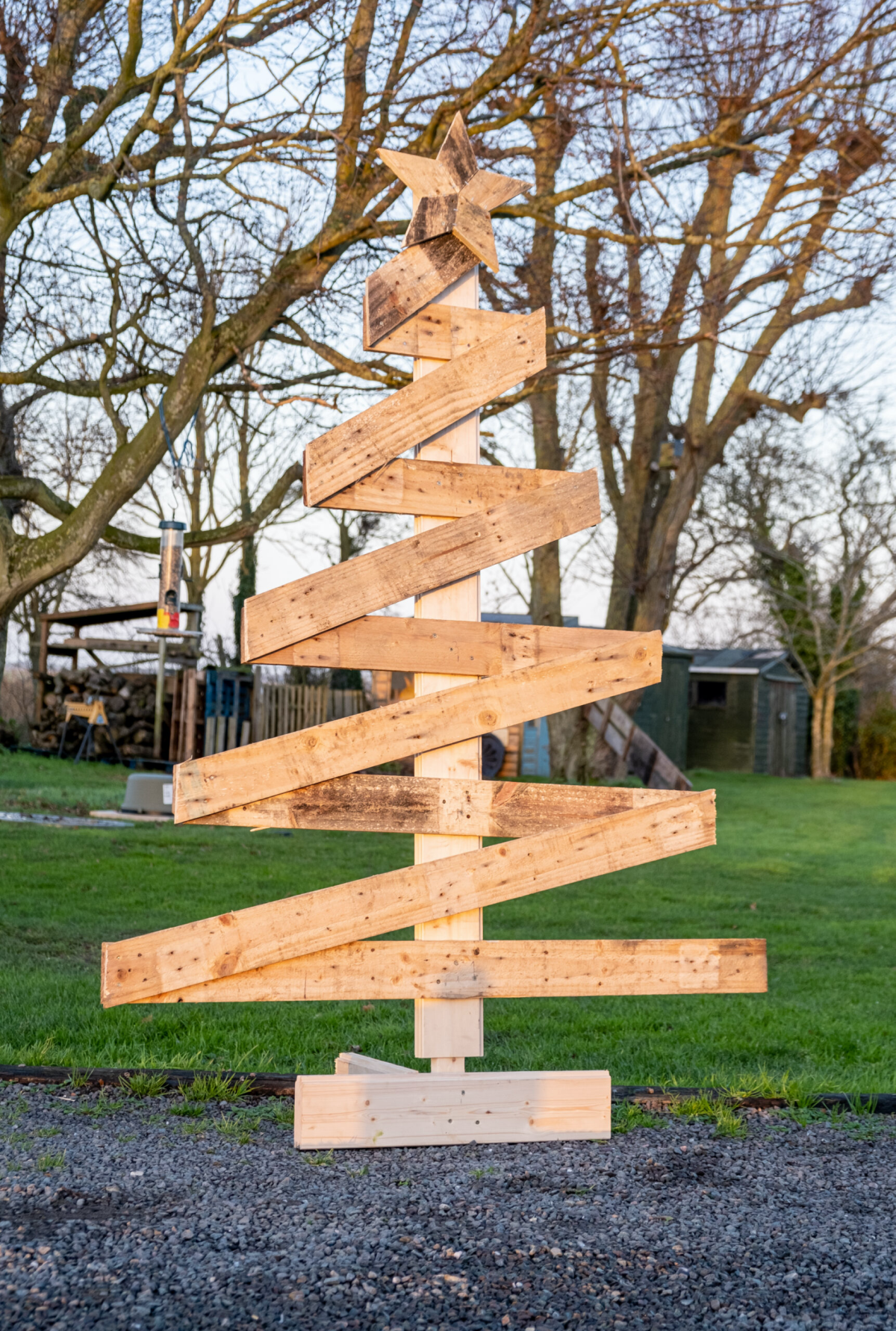 wooden pallet christmas tree