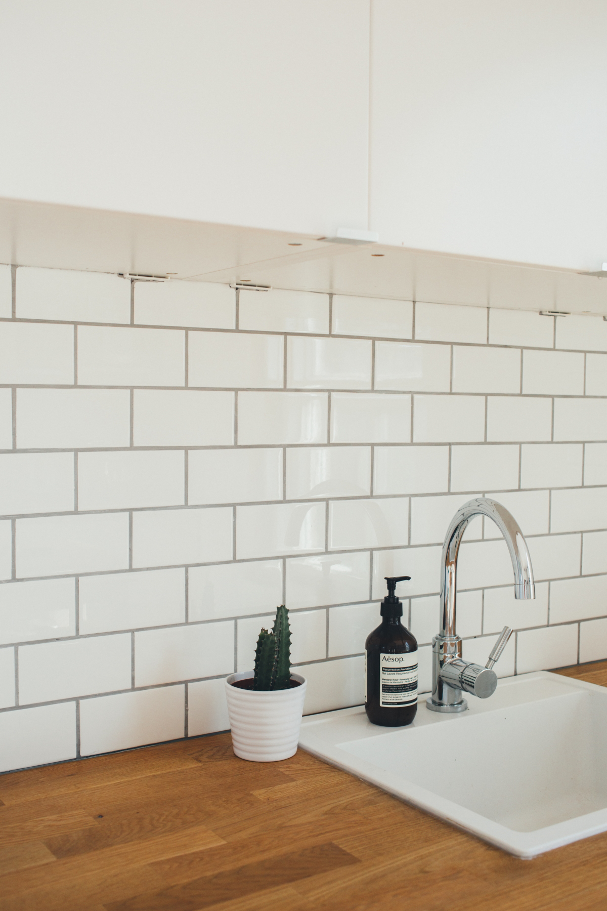 baking soda clean grout