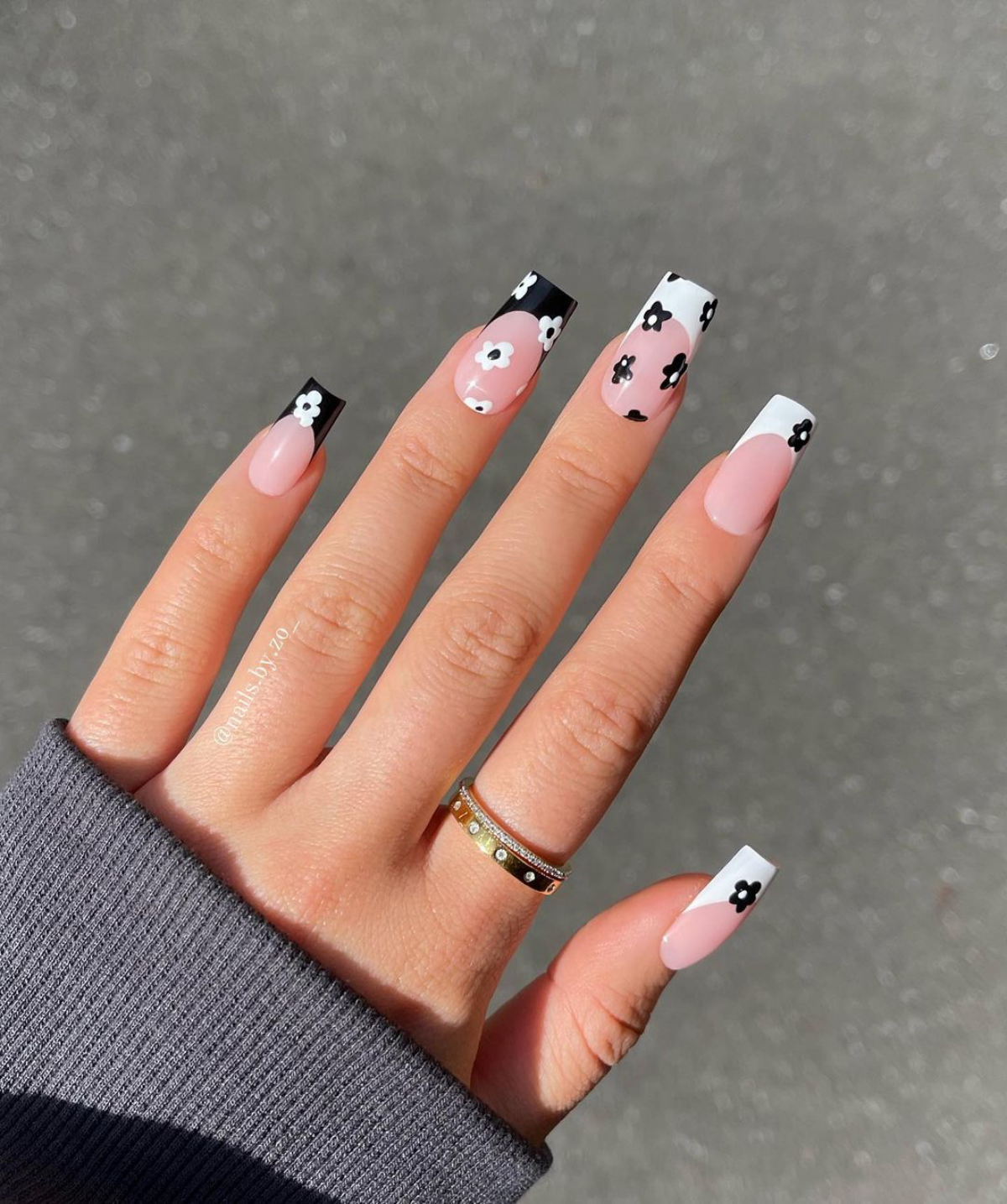 black and white flower nails