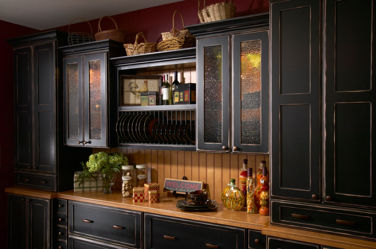 black kitchen cabinets with gold hardware