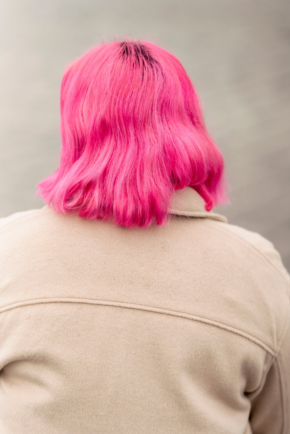 dying hair pink article