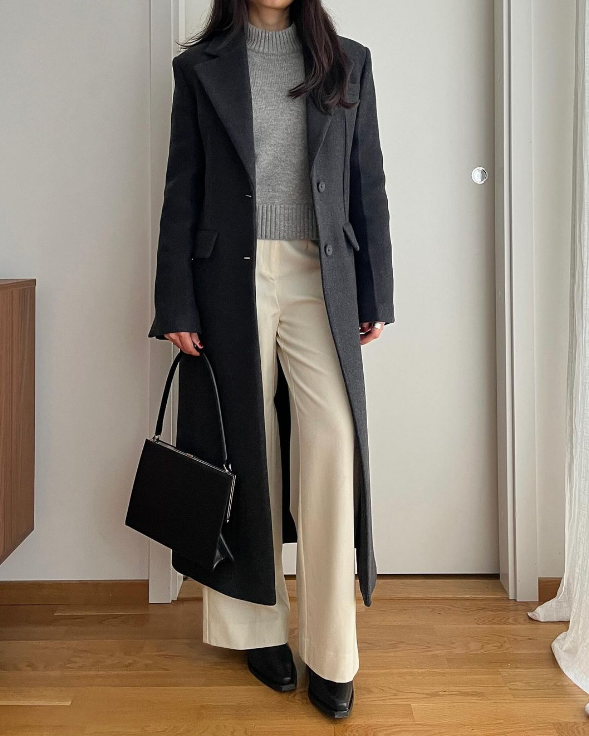 gray outfit for winter brunch