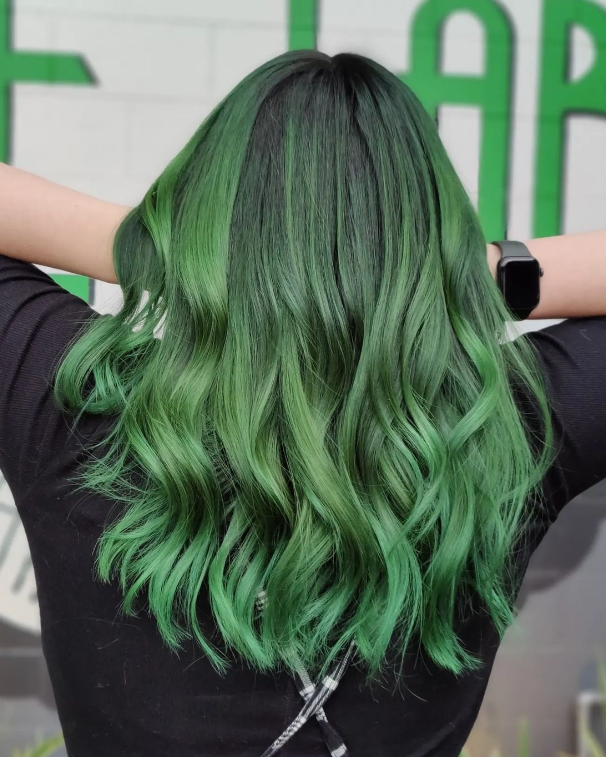 green hair medium length