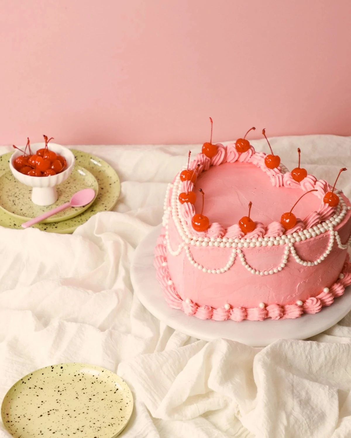 heart vintage cake pink