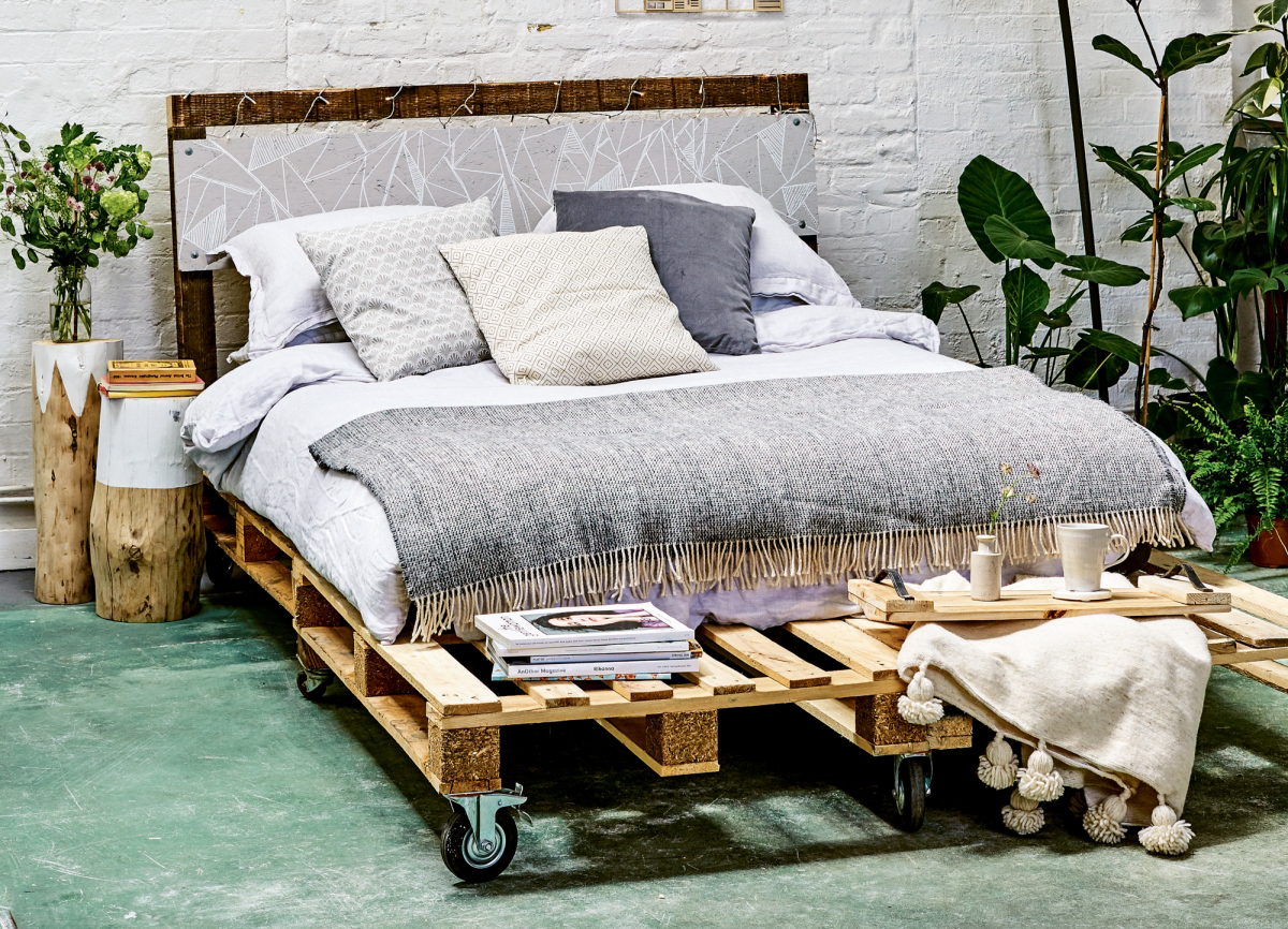 how to make a pallet bed tips
