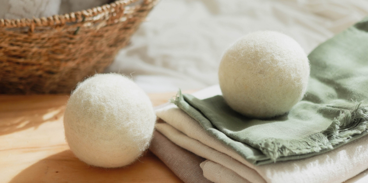 how to use wool dryer balls