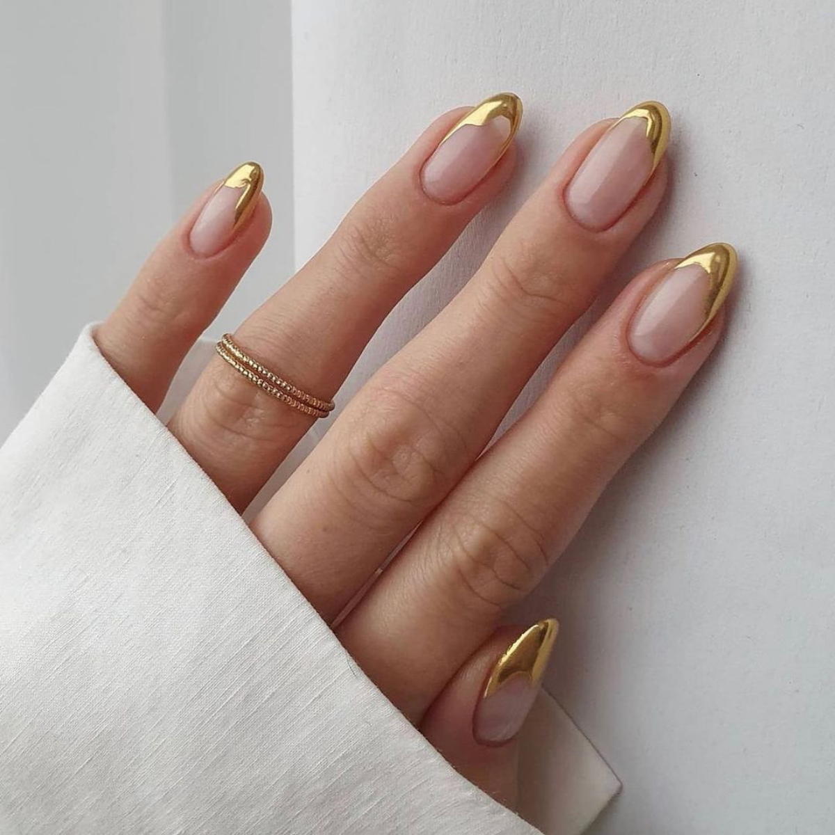january nails gold french tip
