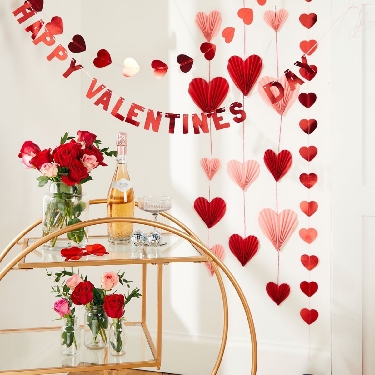 Charming Valentine’s Day Decor For A Memorable Holiday