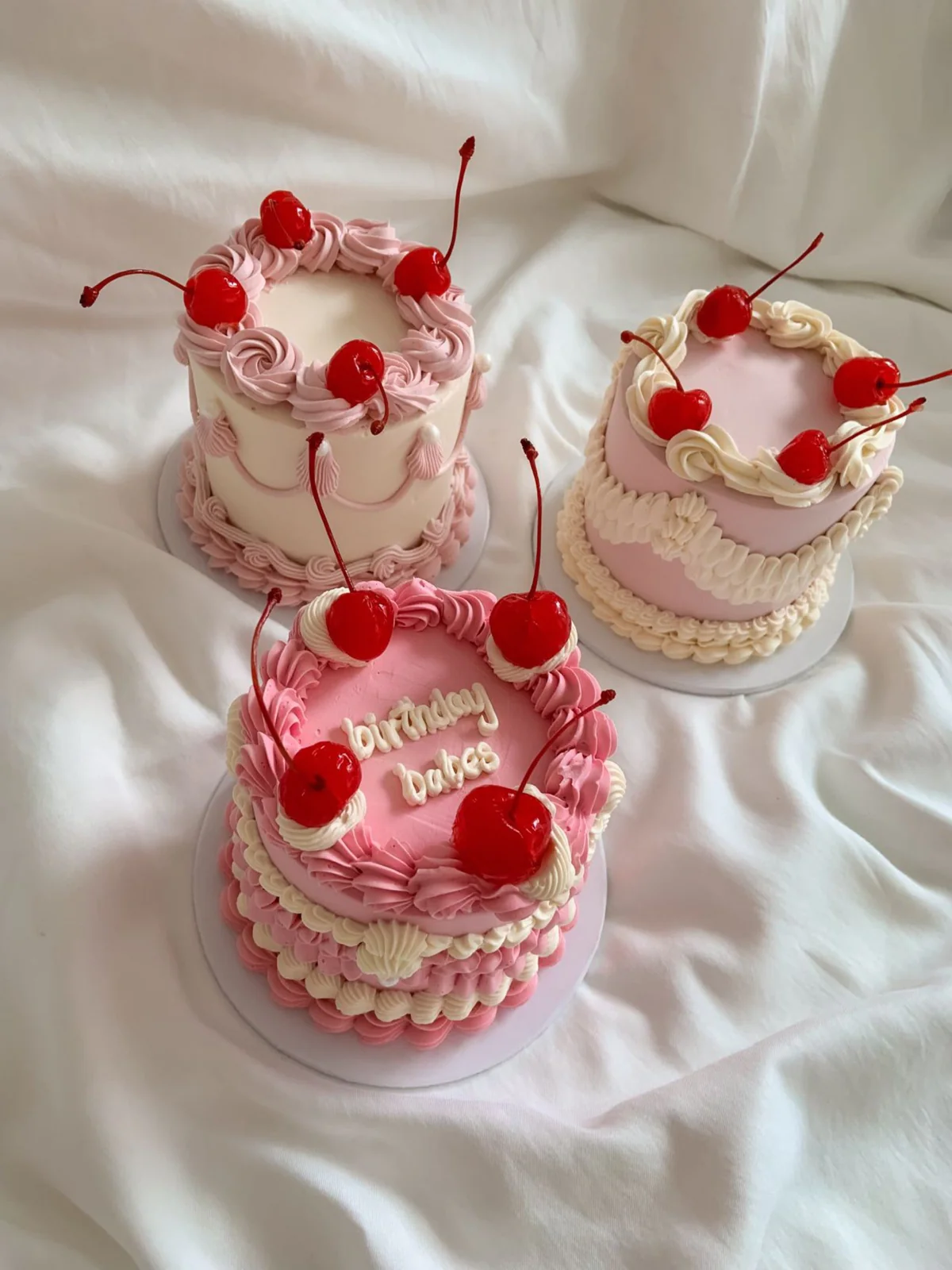 vintage birthday cakes