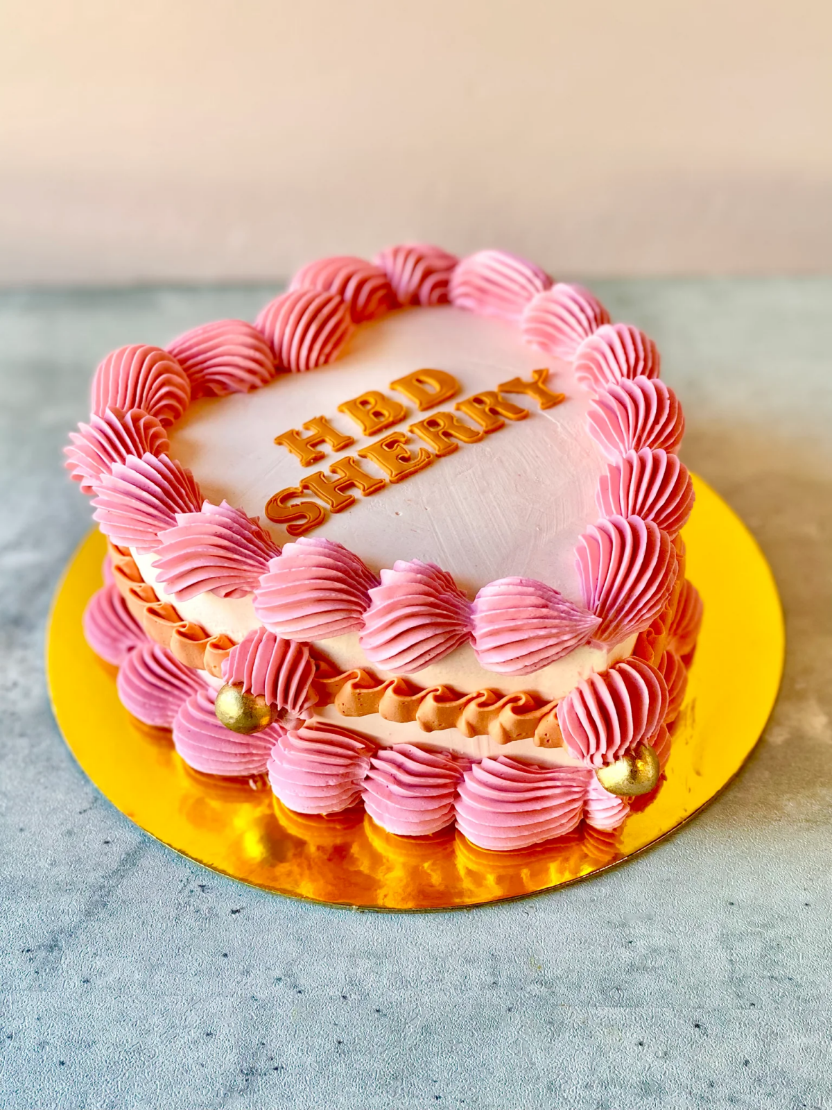 vintage heart cake pink