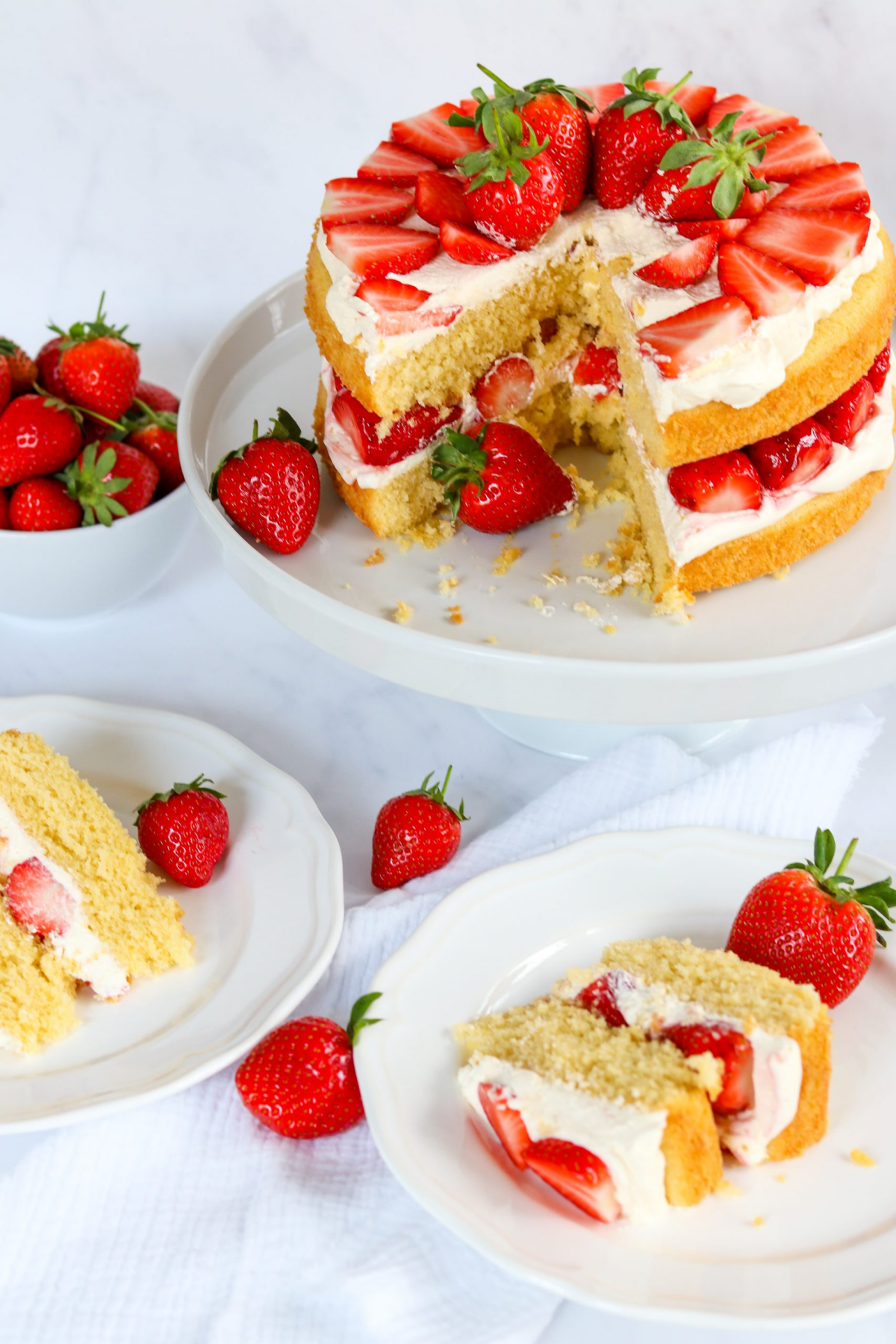 strawberries fresh cream cake