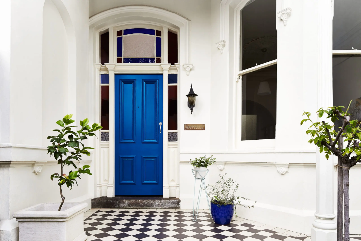 best blue paint color for front door