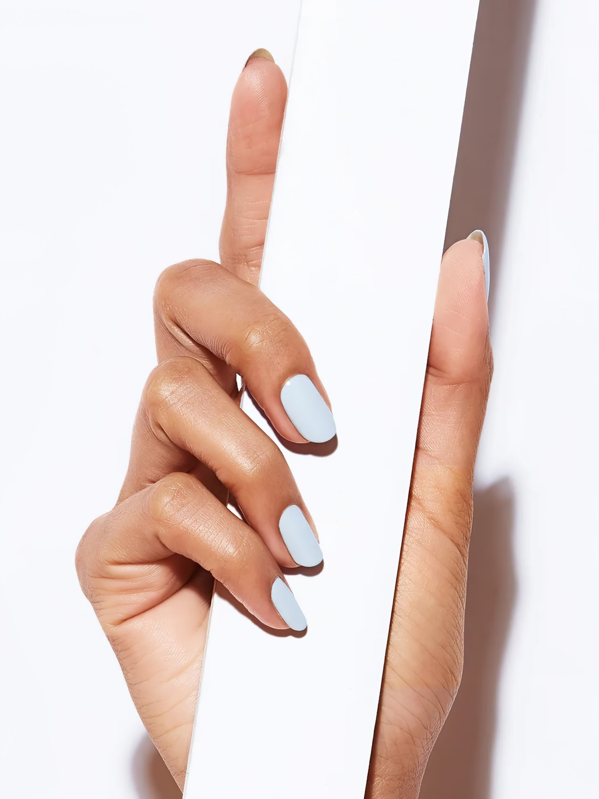 best summer nail colors for pale skin