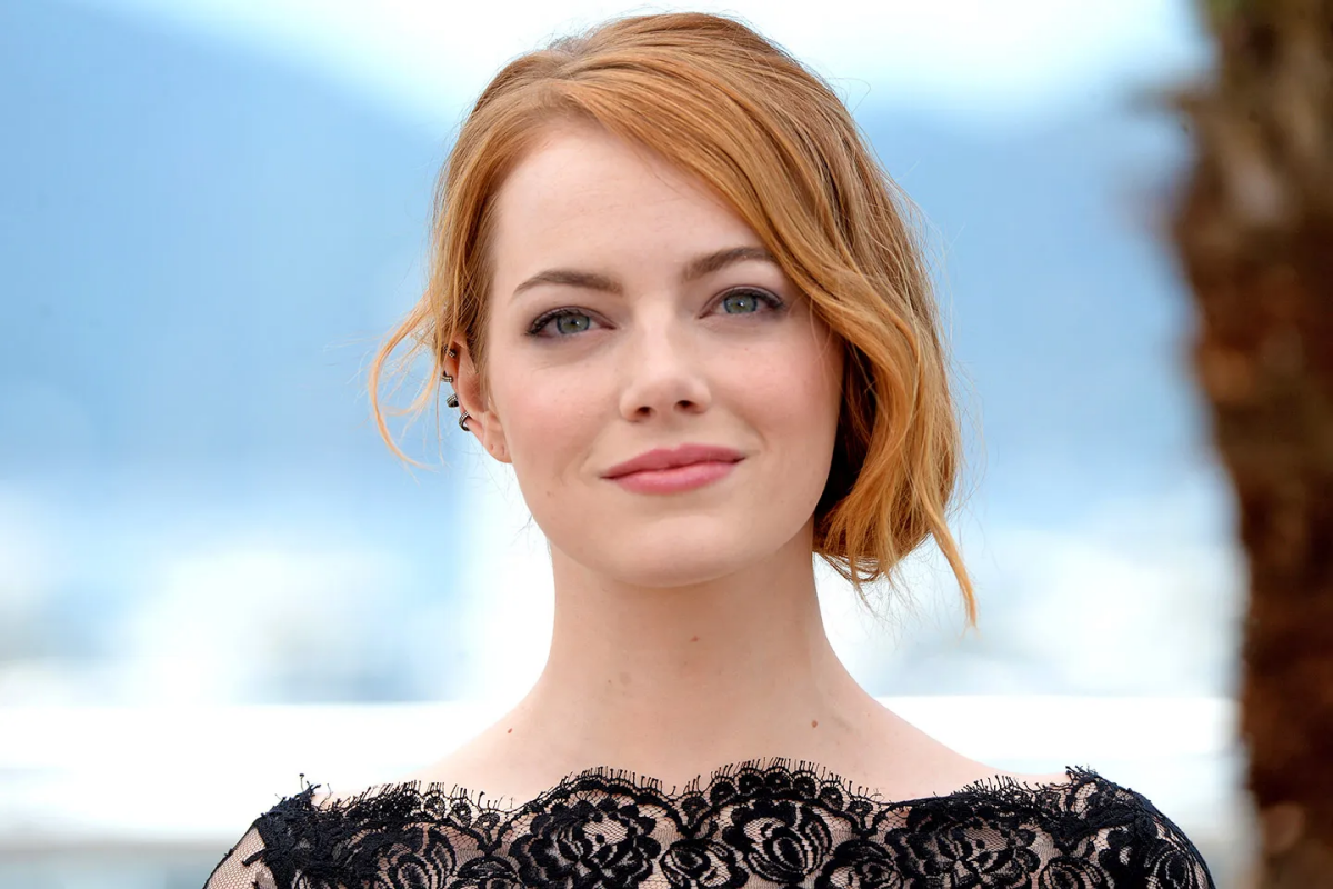 emma stone aloha miscast