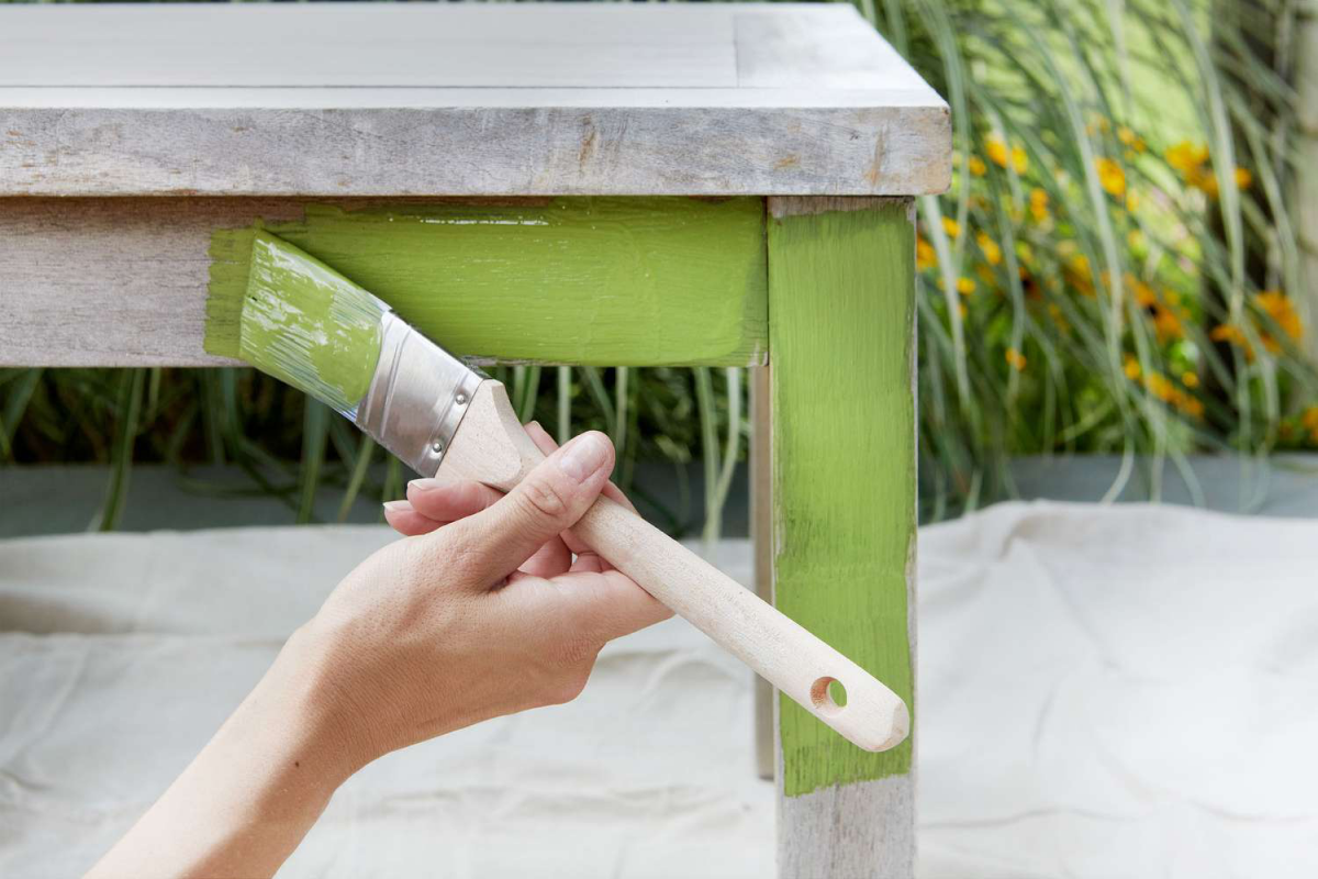 How To Make Chalk Paint: 5 Simple DIY Recipes