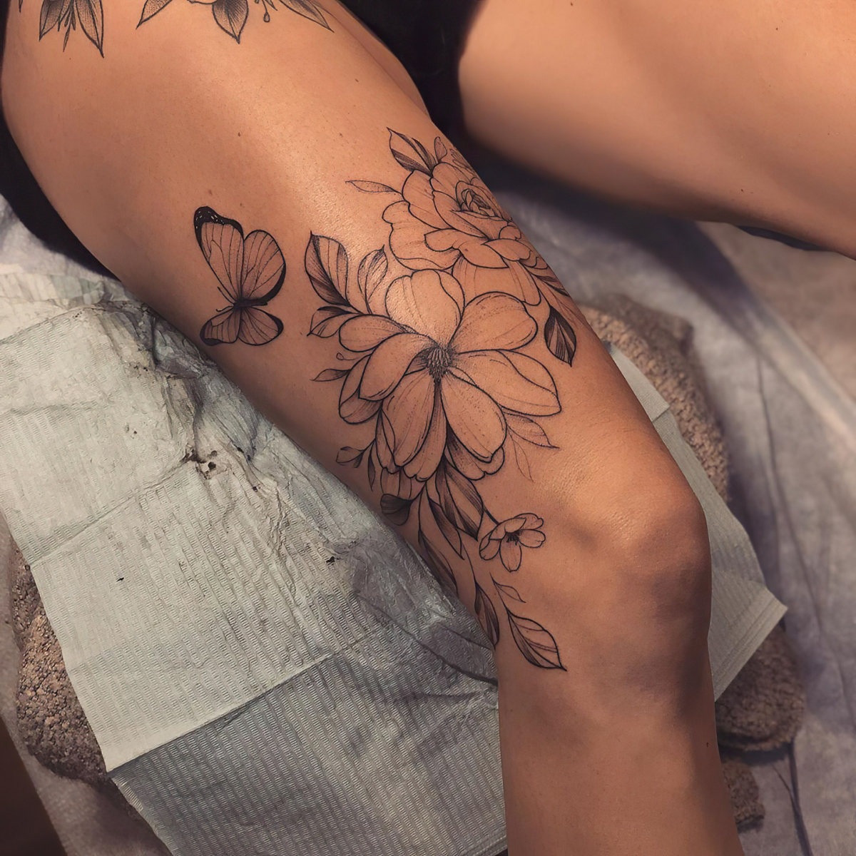 knee tattoo ideas women