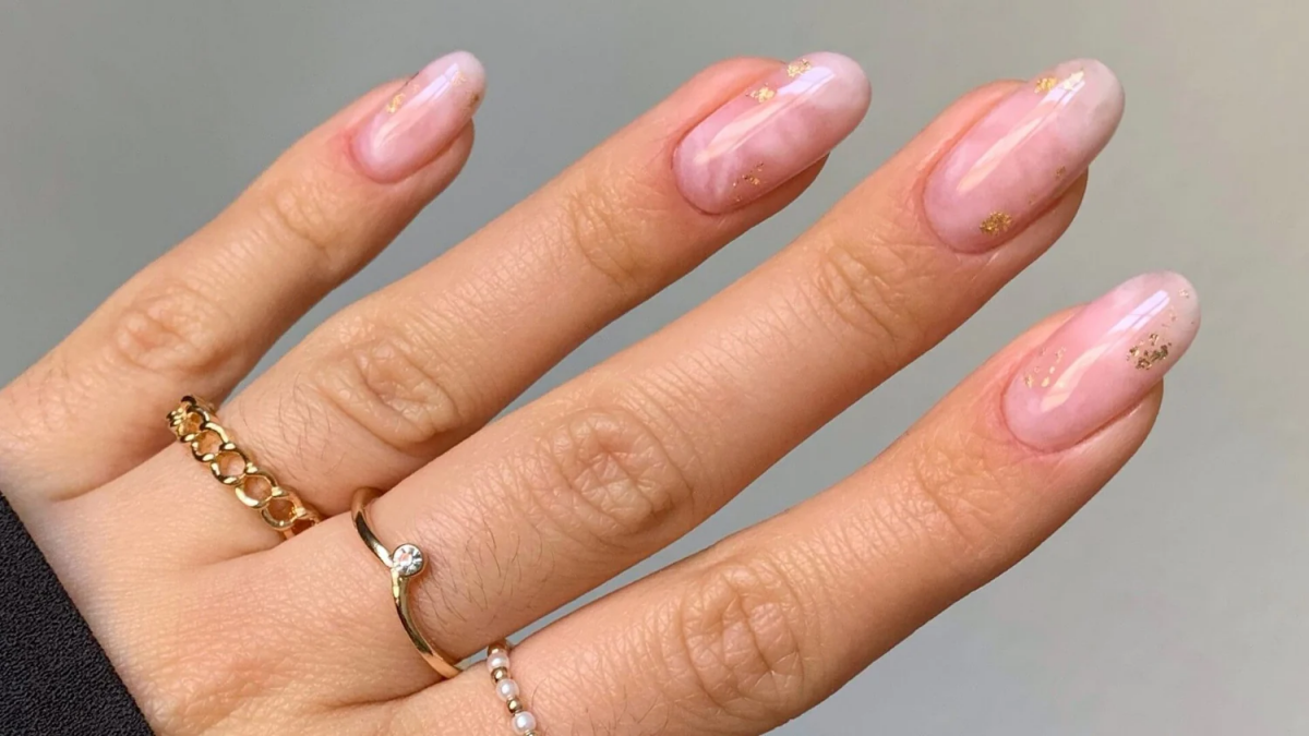 oval shaped nails