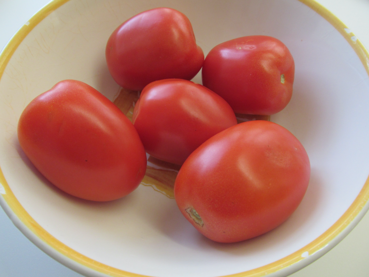 plum tomatoes in a bowl