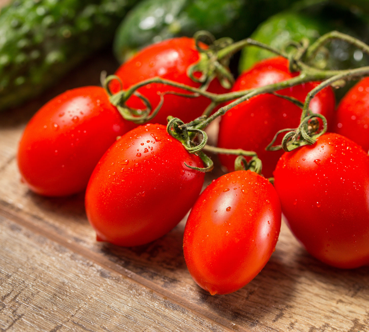 red plum tomato