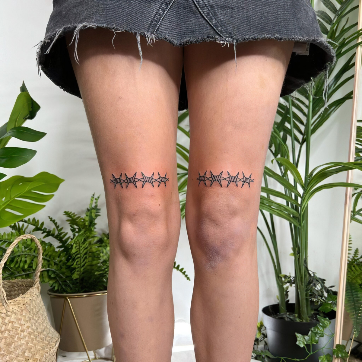 womens knee tattoo ideas