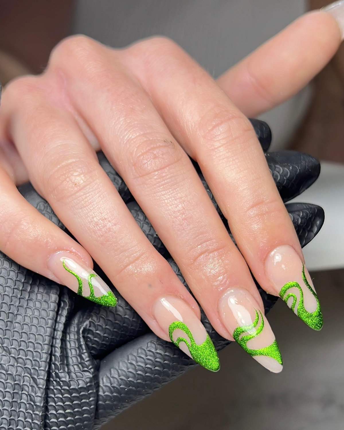 glitter chrome green nail design