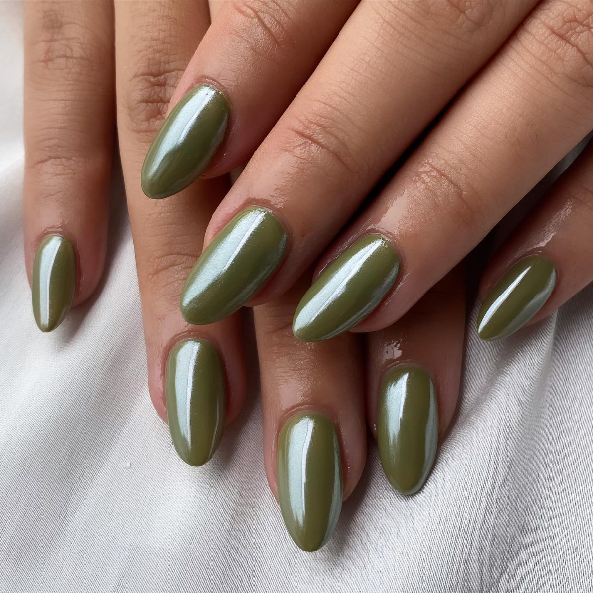 olive nails