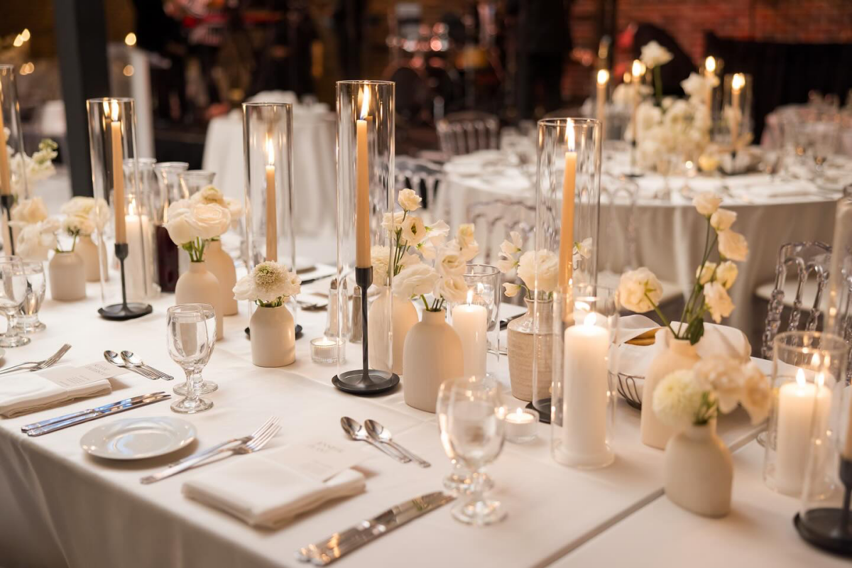 set wedding table