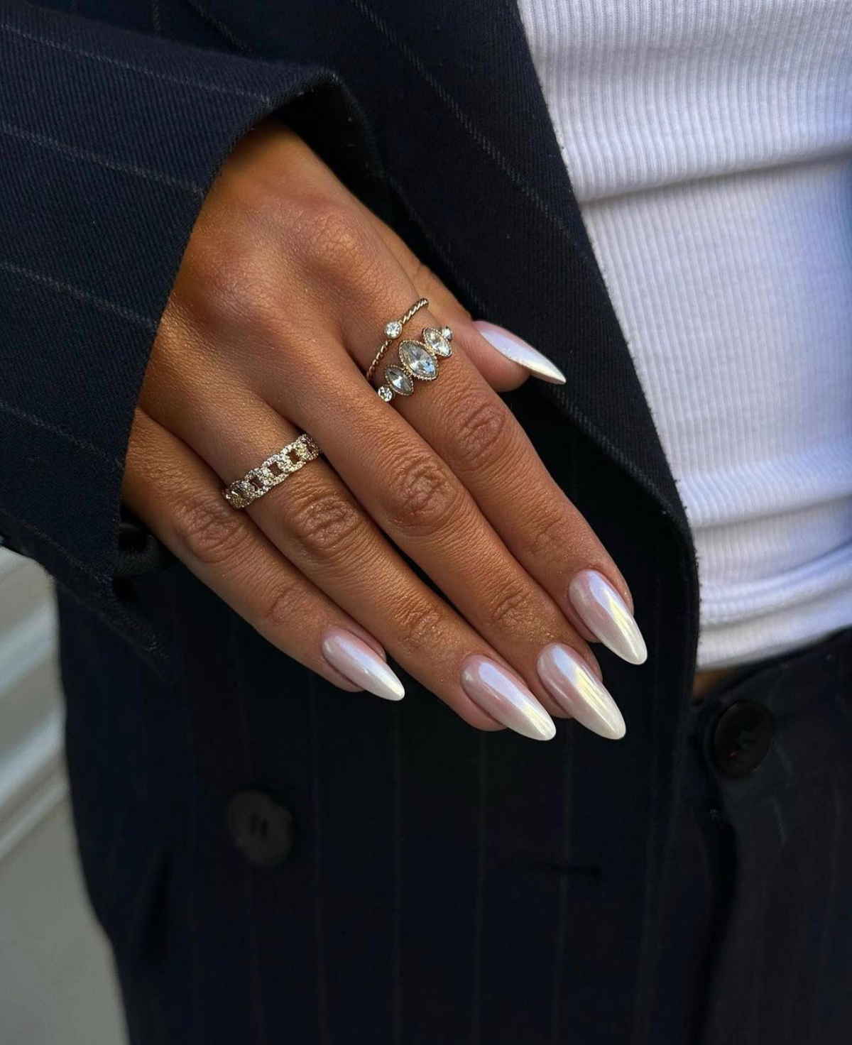 shiny white nails