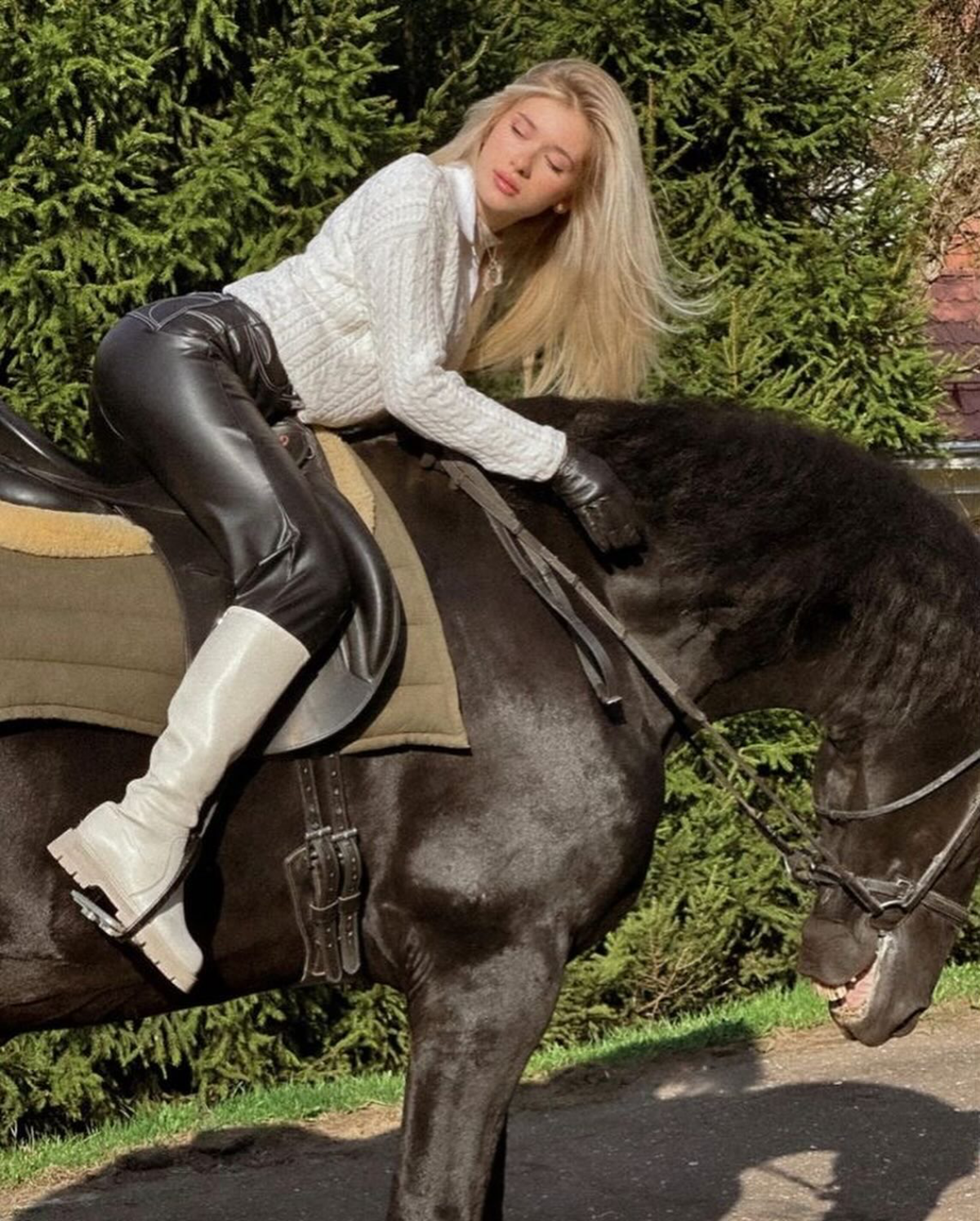 woman riding horse black leggings equestrian aesthetic