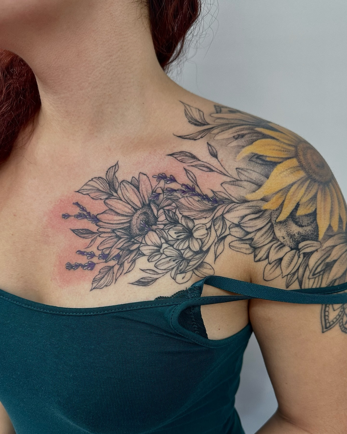 shoulder sunflower leaves and lavender tattoo