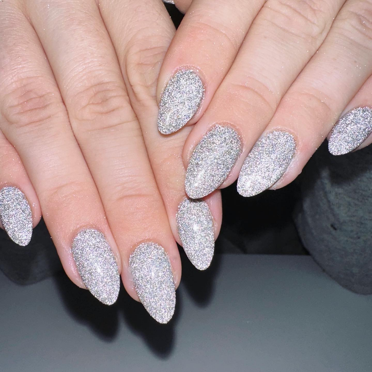 13 Beautiful Silver Glitter Nails Perfect For Every Occasion