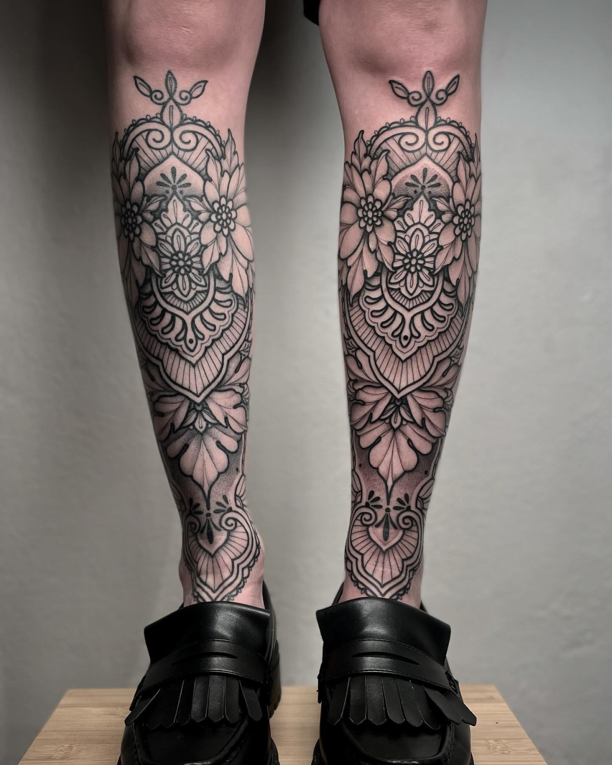 symmetrical leg tattoos