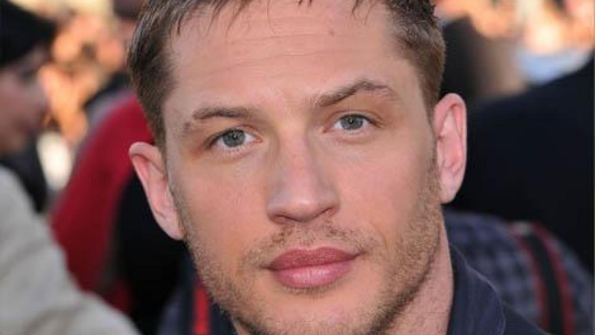 eyebrow slit tom hardy