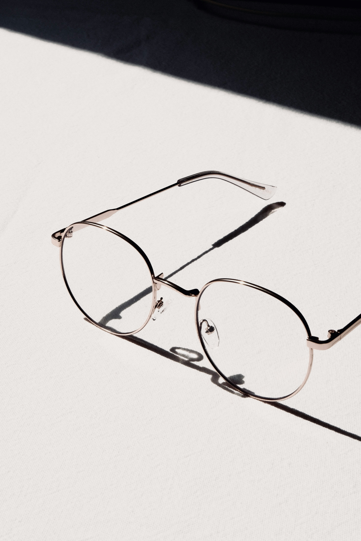 glasses with thin frames