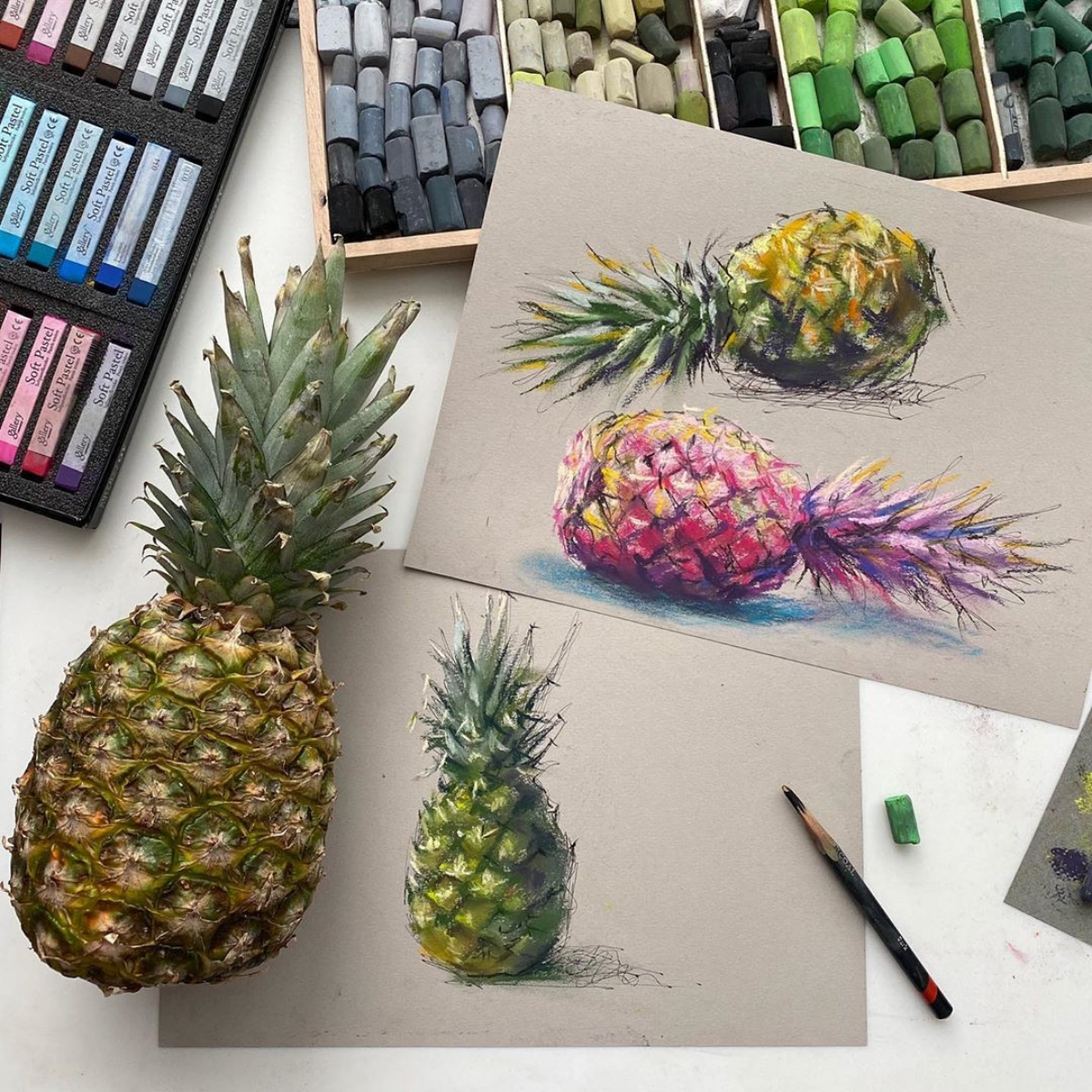 multiple pineapple drawings
